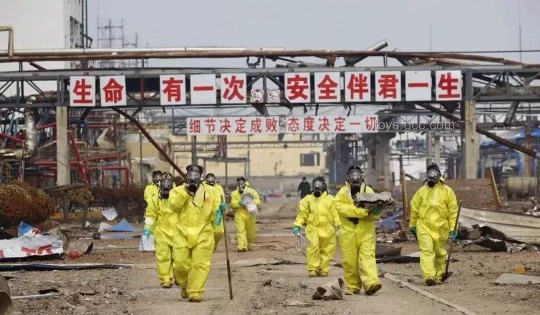 探访高密化工厂爆炸事故现场：深度分析与行业反思