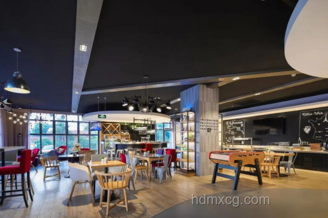 特厨探店案例研究：永乐饭店的挖人魅力探秘