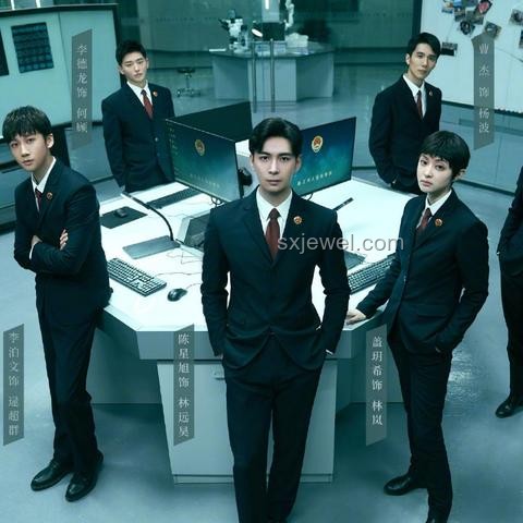 揭秘精神操控迷雾：创新视角审视女孩自杀疑云